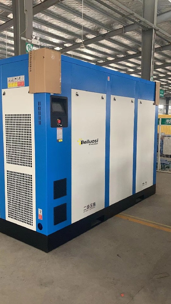 大功率螺桿機(jī)組裝：二級(jí)壓縮