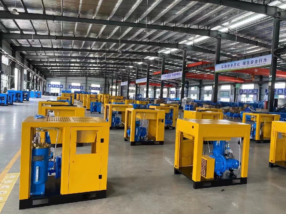 螺桿機(jī)一級(jí)壓縮組裝車間